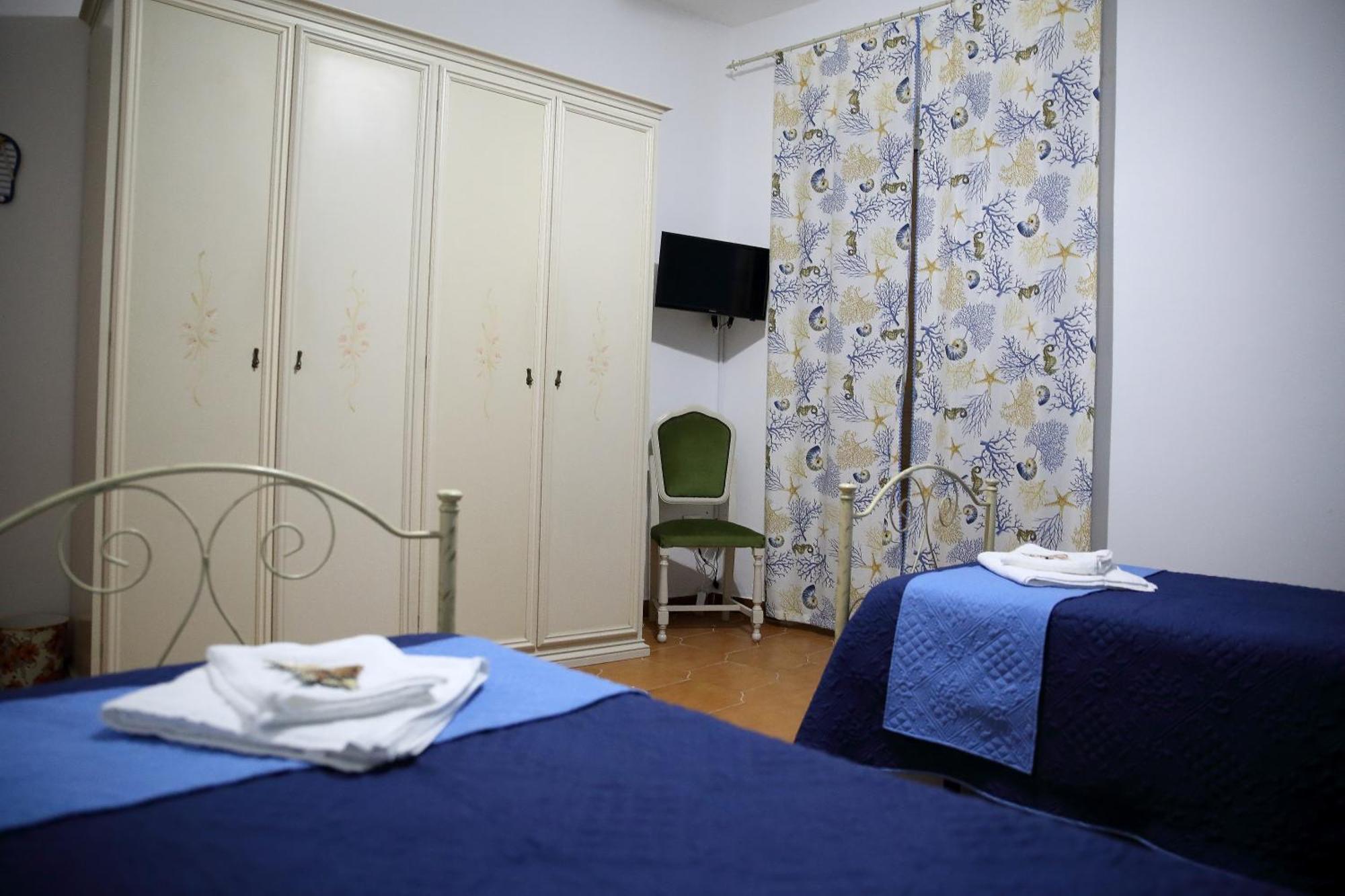 Villa Yellow House Licata Phòng bức ảnh