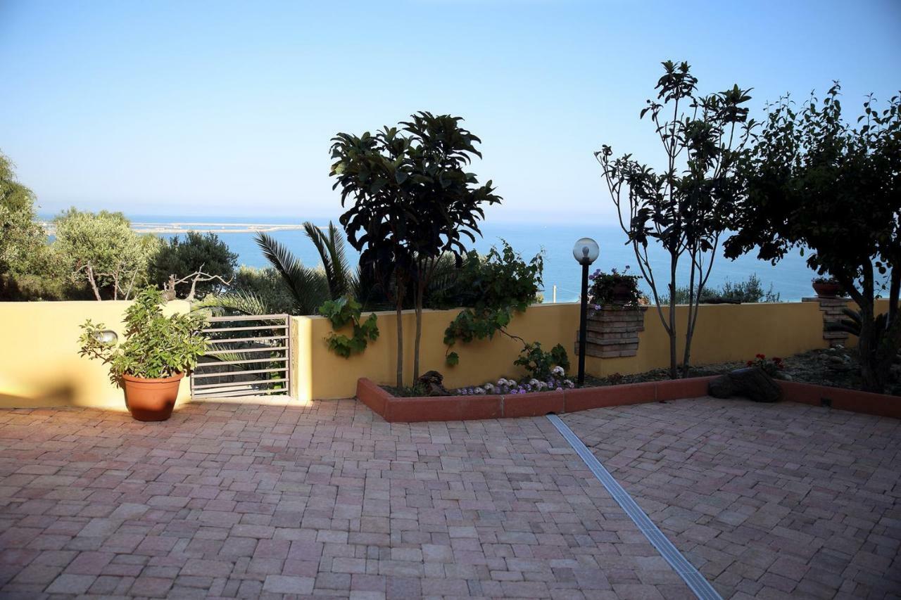 Villa Yellow House Licata Ngoại thất bức ảnh